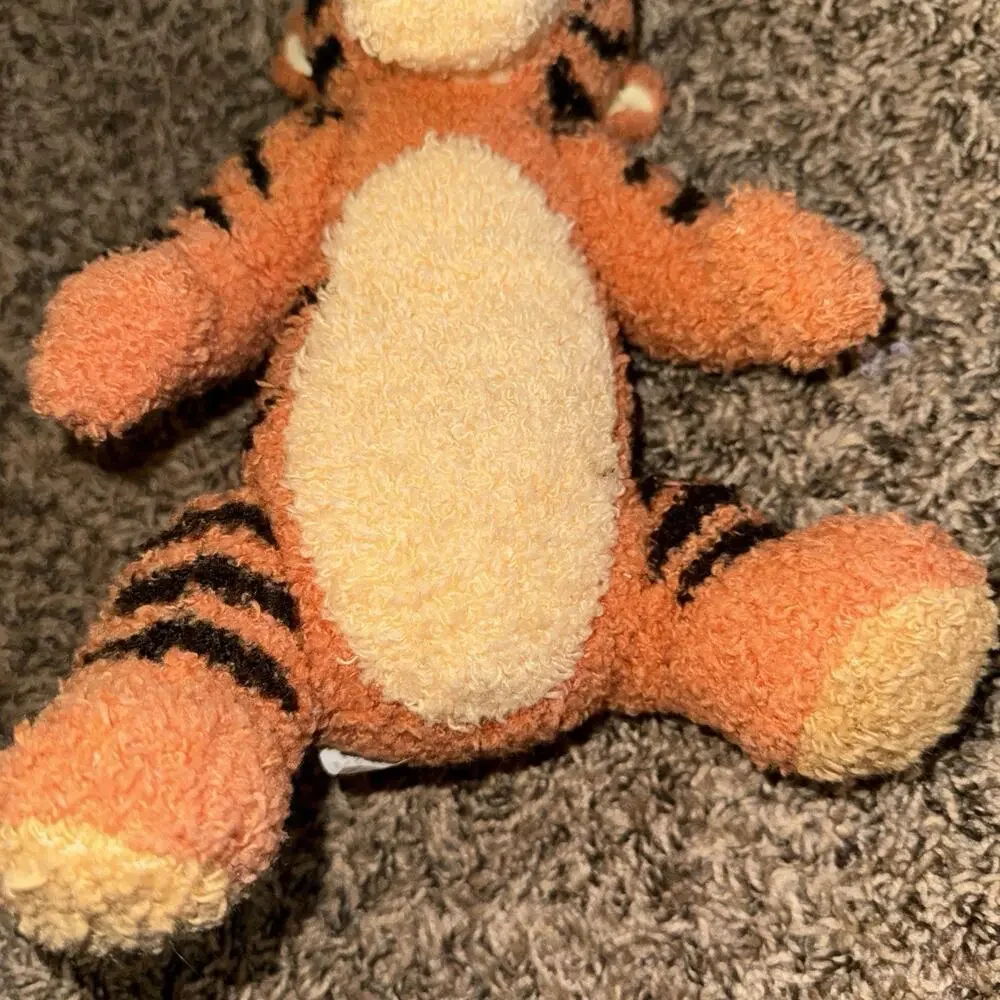 Disney Winnie Pooh Talking TIGGER Fuzzy Jointed Plush 11